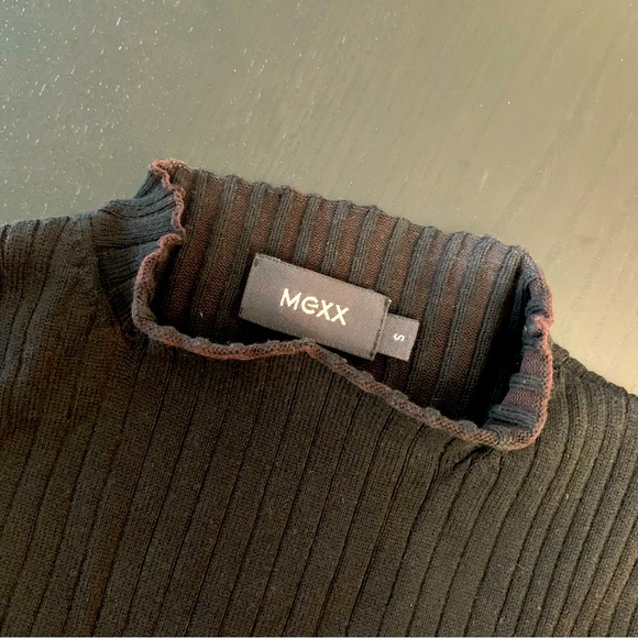 Very dark Burgundy MEXX long sleeve sweater size S - Picture 2 of 7